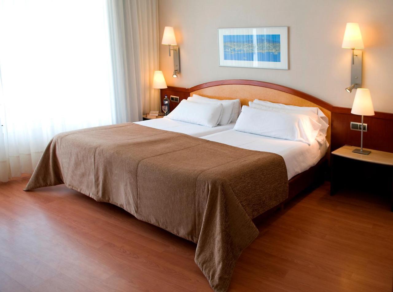 Best Western Hotel Mediterraneo Castelldefels Rum bild